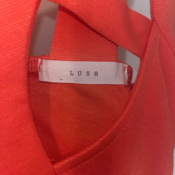 Lush  girls junior Dress. Size medium . Beautiful summer Salmon color . - Picture 6 of 7